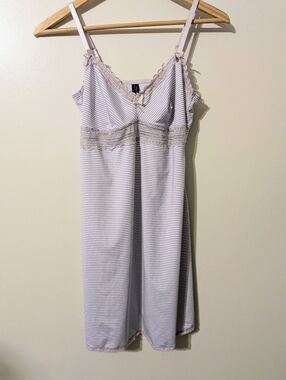 Marilyn Monroe Baby Doll Purple Lilac Striped Lace Camisole Medium  Slip dress
